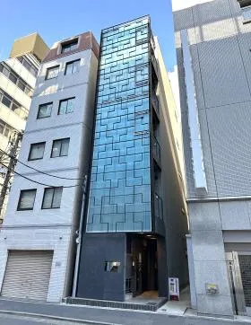 T(旧4東洋海事)ビルの外観