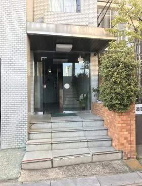 クレインハイツの外観