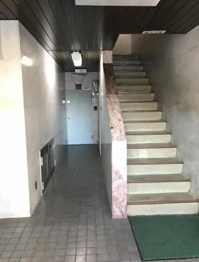クレインハイツの外観