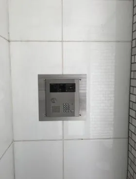 クレイン麻布の外観