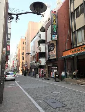 コリンズ33の外観
