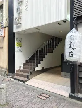 レジーア赤坂の外観
