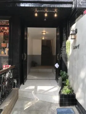 北青山ビルの外観