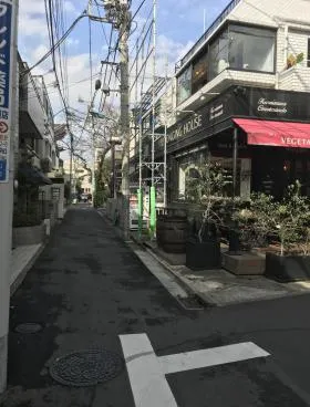北青山ビルの外観