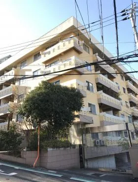 新坂マンションの外観