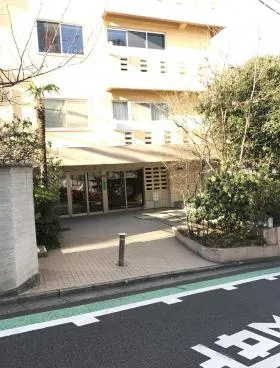 新坂マンションの外観
