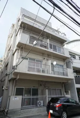 外苑マンションの外観