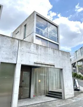高橋ビルの外観