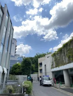 高橋ビルの外観