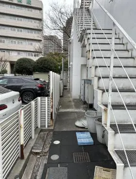T2000ビルの外観