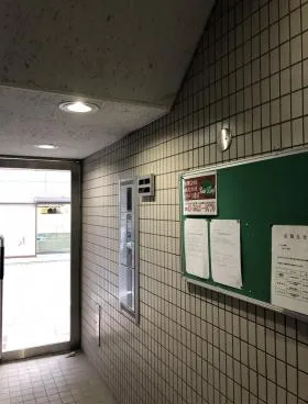 ルート人形町ビルの外観