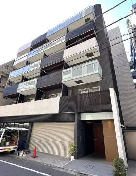 プラシード青山の外観