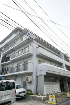ライオンズマンション代々木上原ビルの外観
