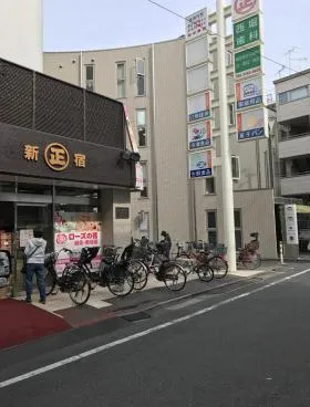 ライオンズマンション代々木上原ビルの外観