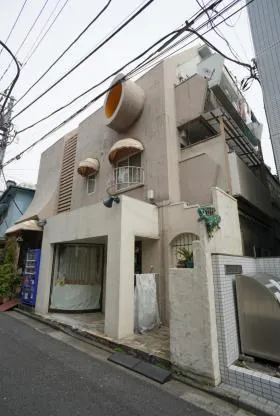 ヴィラ神宮の外観