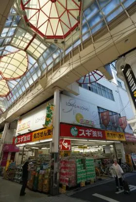 三幸ビルの外観