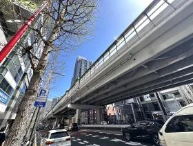 CROSS COOP六本木三河台ビルの外観