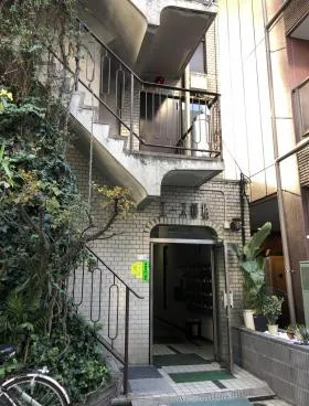 エース柳橋ビルの外観
