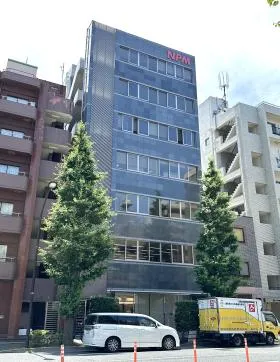 日本パルスモータービルの外観