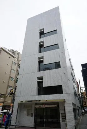 パークサイド四谷ビルの外観