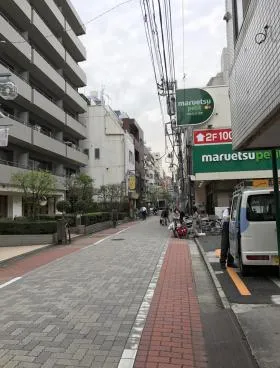 稲毛屋ビルの外観