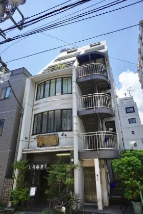 稲毛屋ビルの外観