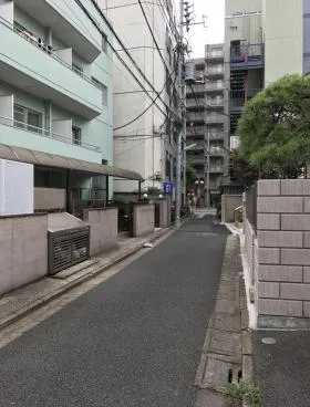 高野歯科店舗ビルの外観