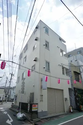 ヤマダビルの外観