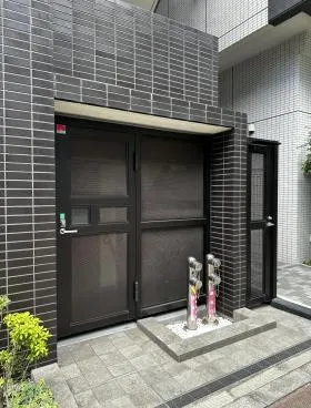 正金アパートメント入船の外観