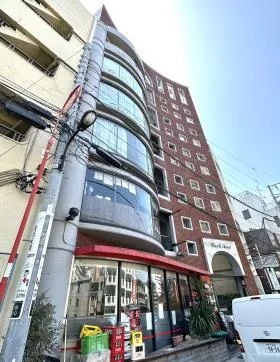 キャッスル安斎ビルの外観