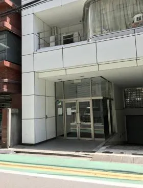 砂原ビルの外観