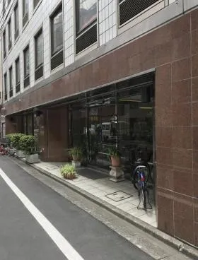 大島ビル新館ビルの外観