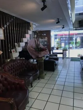 大島ビル新館ビルの外観