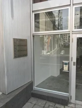 KCビルの外観