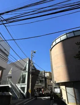 KCビルの外観