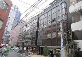新宿税理士ビル本館の外観