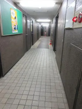 新宿税理士ビル本館の外観