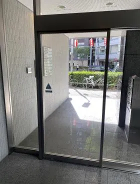 西新宿プライムビルの外観