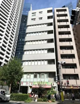 西新宿プライムビルの外観