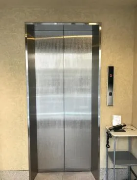 神宮前エーアイビルの外観
