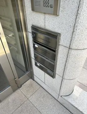 神宮前エーアイビルの外観