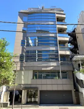 麹町エイチティーズビルの外観