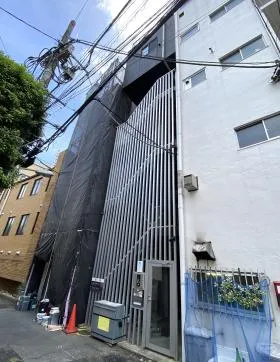 NJビルの外観