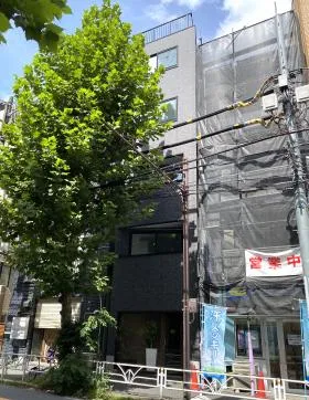 NJビルの外観