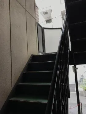横谷ビルの外観
