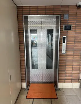 高田馬場1丁目(仮)ビルの外観