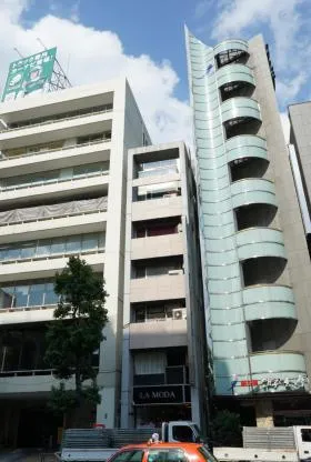 三王商会西麻布ビルの外観