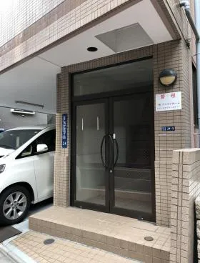 藤ビルの外観