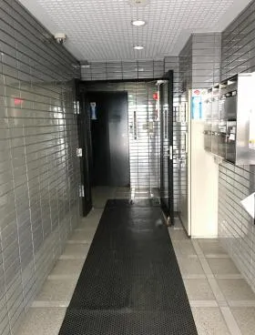 八丁堀スクエアビルの外観
