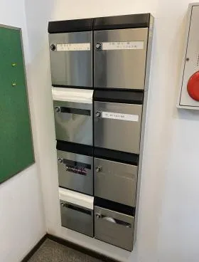 スズキビルの外観
